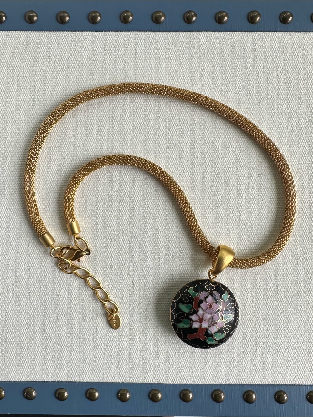 Vintage YUE-SAI Gold-Tone Mesh Necklace with Black Floral Cloisonné Pendant